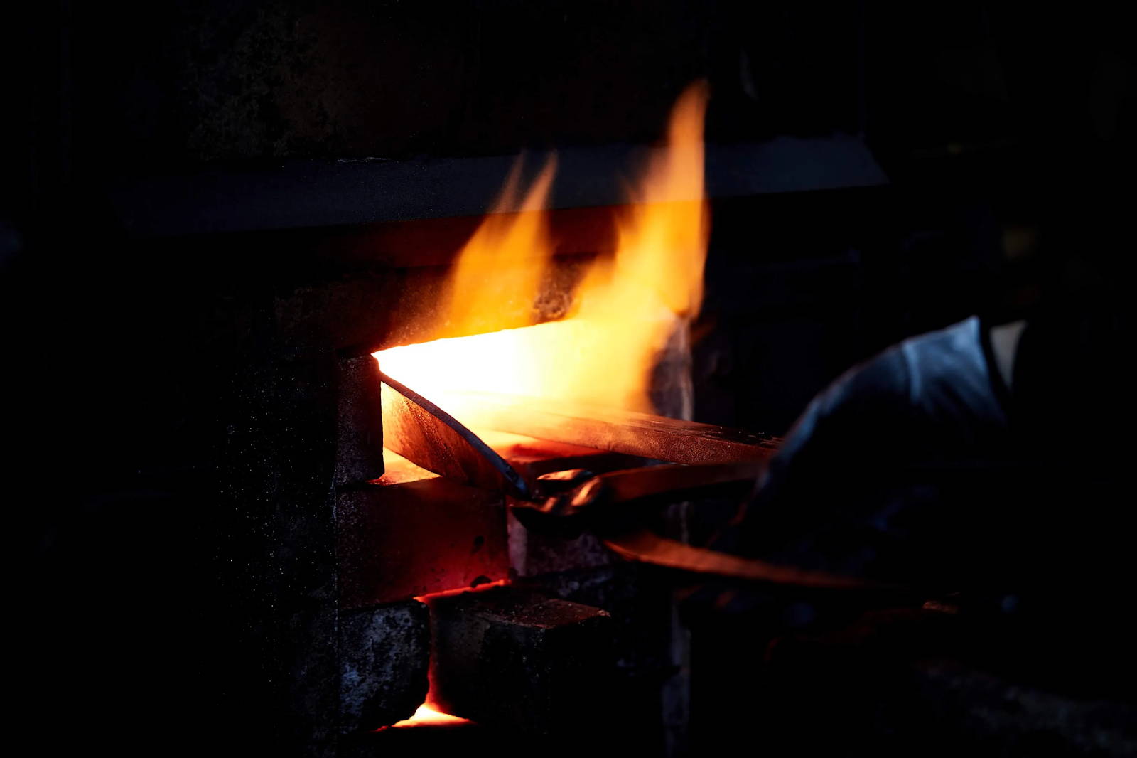 Japanese KnifeMaking A Journey with Yakushi Knives